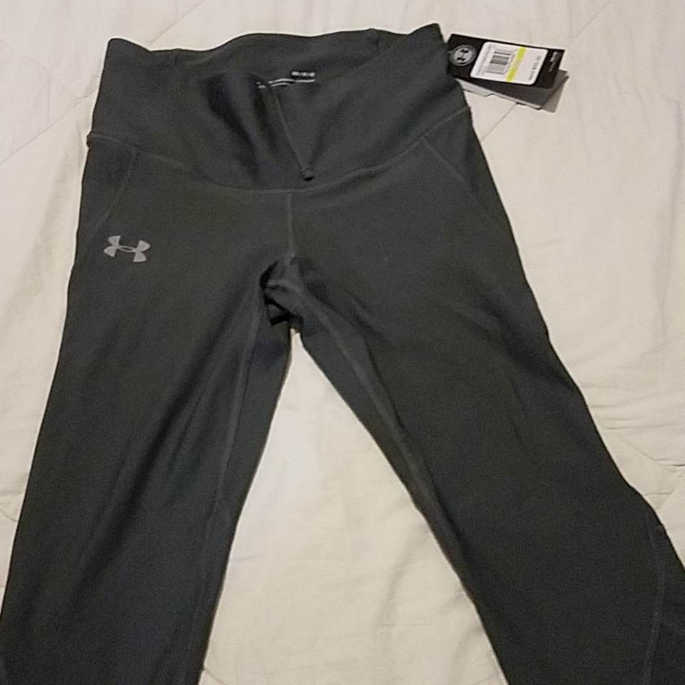 under armour capri tights